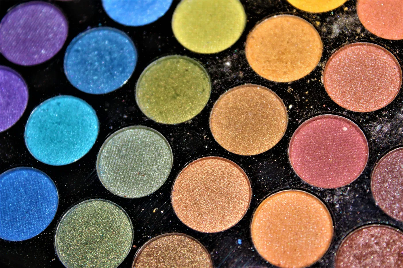 Illustrative colorful eyeshadow reference, not Jenn's inventory